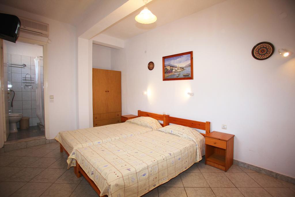 Alexandros Rooms & Studios Skopelos Town Phòng bức ảnh