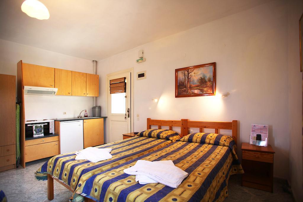 Alexandros Rooms & Studios Skopelos Town Ngoại thất bức ảnh