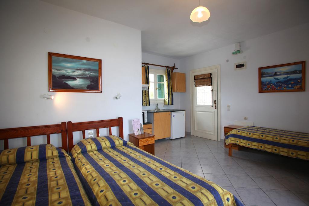 Alexandros Rooms & Studios Skopelos Town Ngoại thất bức ảnh