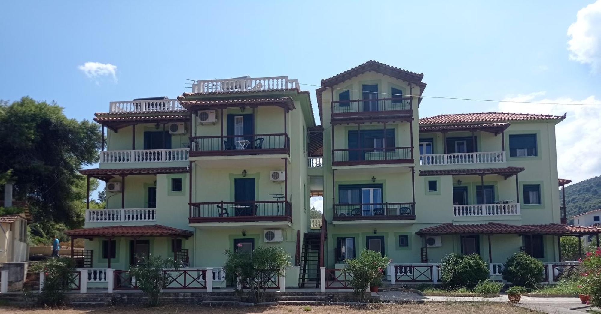 Alexandros Rooms & Studios Skopelos Town Ngoại thất bức ảnh
