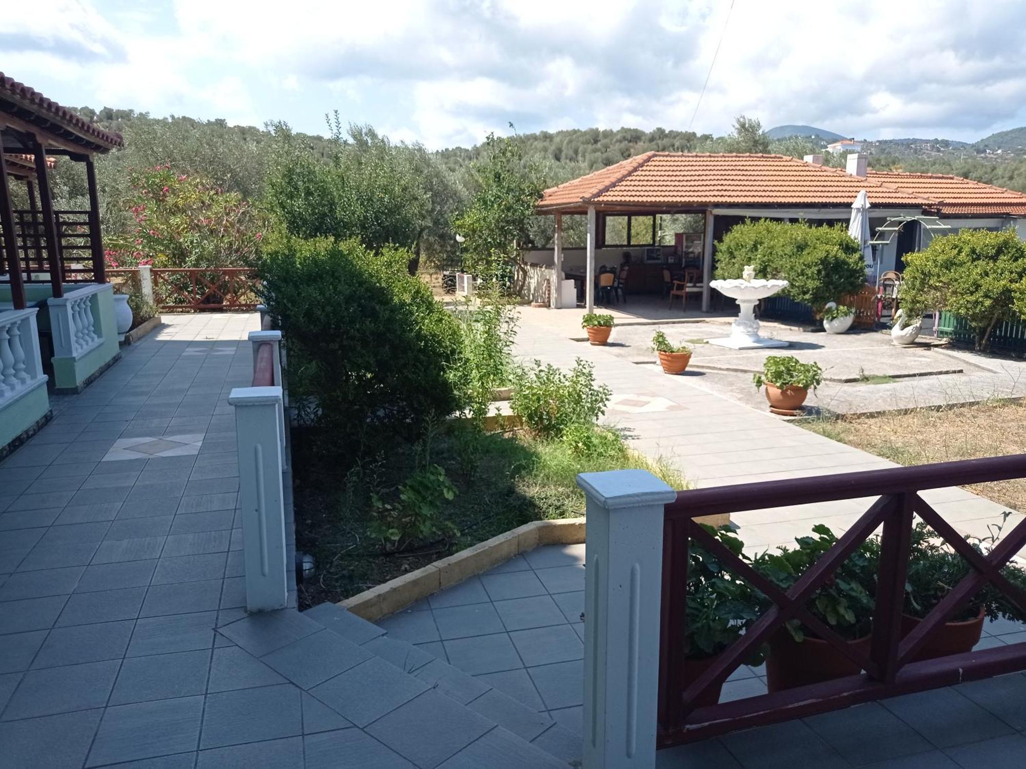 Alexandros Rooms & Studios Skopelos Town Ngoại thất bức ảnh